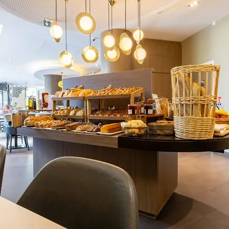 Novotel Expo Porte De Versailles Hotel