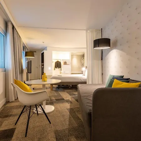 Novotel Expo Porte De Versailles Hotel 4*