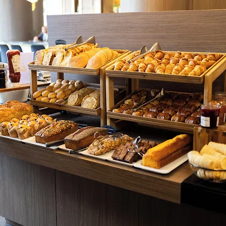 Novotel Expo Porte De Versailles Hotel 4*