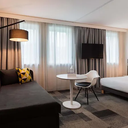 Отель Novotel Expo Porte De Versailles 4*