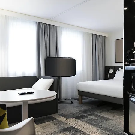Novotel Expo Porte De Versailles 4* Париж
