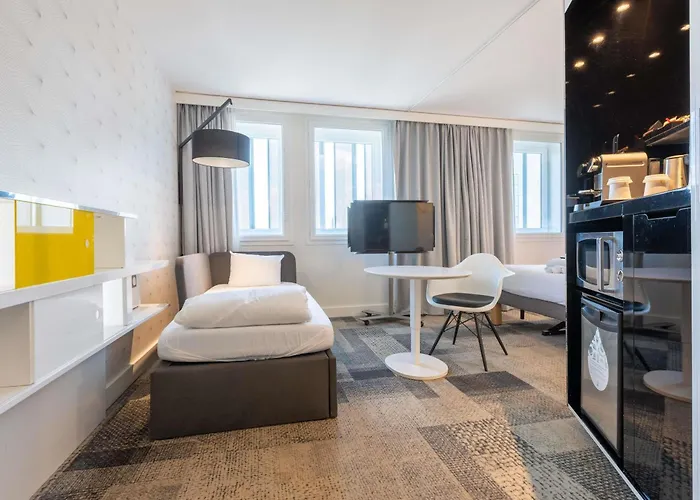 Novotel Expo Porte De Versailles Hotel 4*