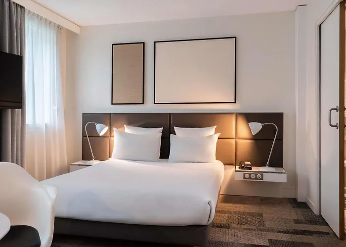 Novotel Expo Porte De Versailles Hotel 4*