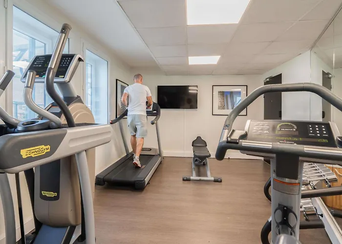 Hotel Novotel Expo Porte De Versailles 4*